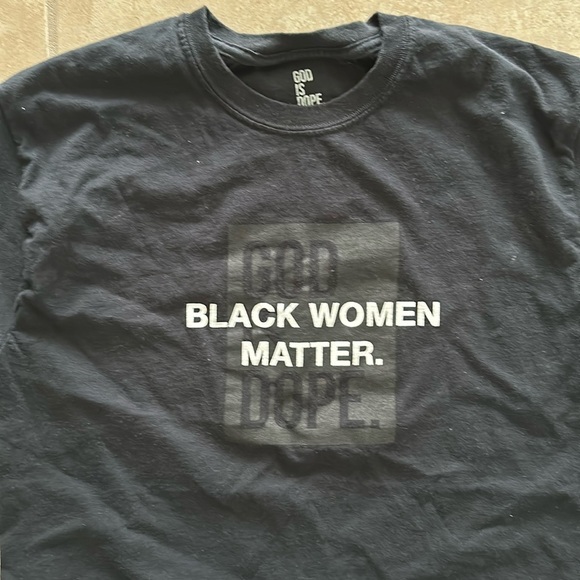 Graphic Tee ✨ - Picture 4 of 6